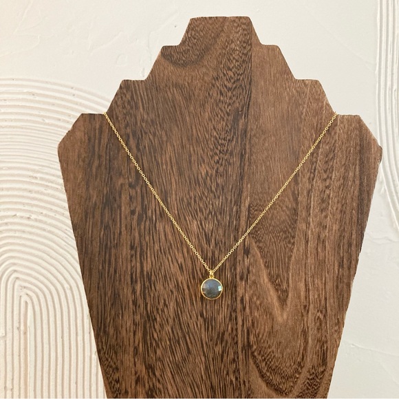 Gemstone Labradorite Gold Necklace 18-20” - Picture 3 of 7
